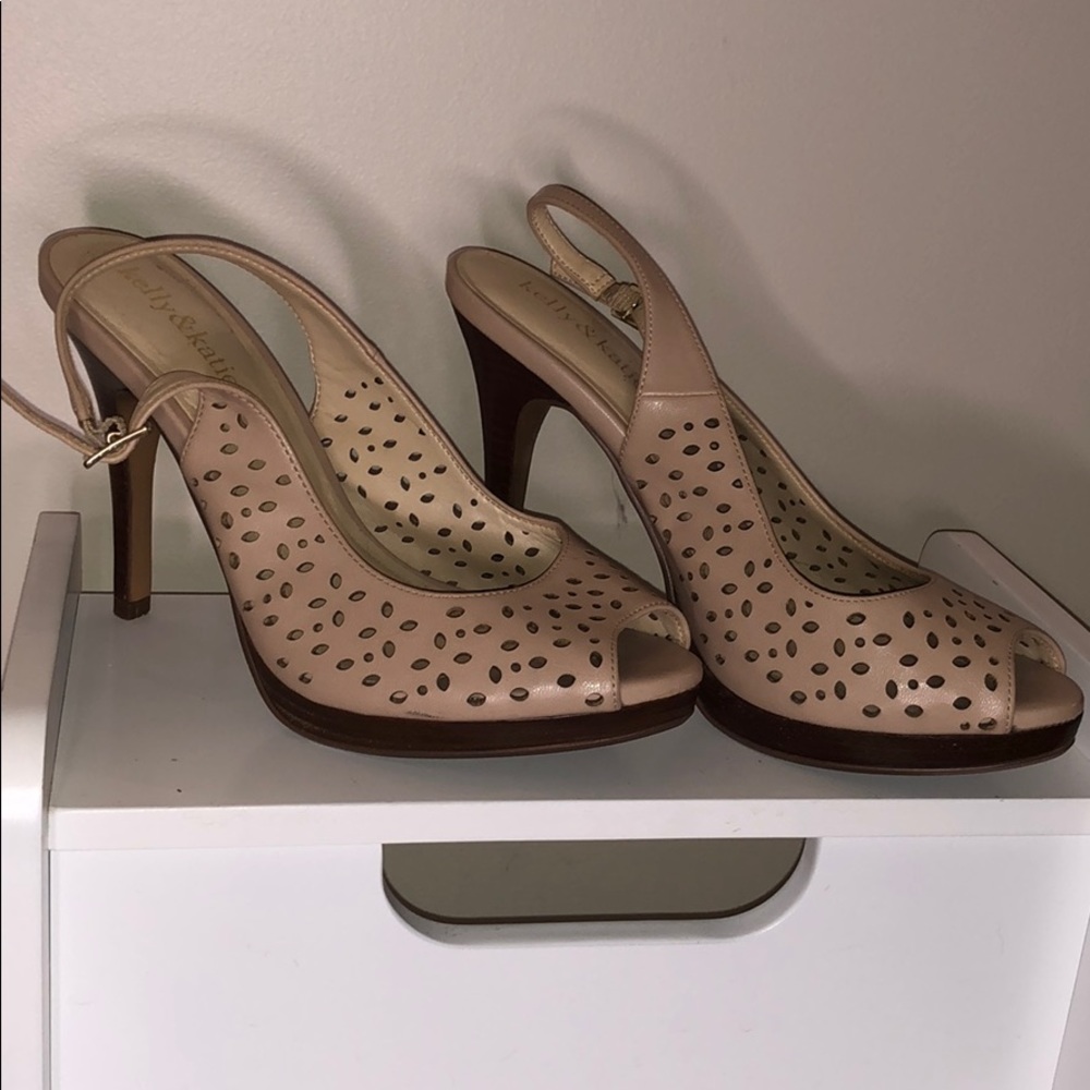 Size 8 Kelly & Katie Peek-a-Boo Toe